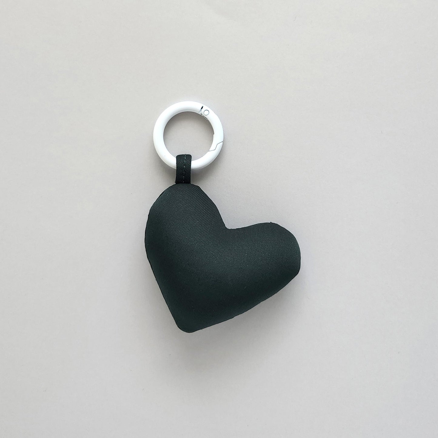 PLUSH PULL Bag Charm - Heart-Laitdesign